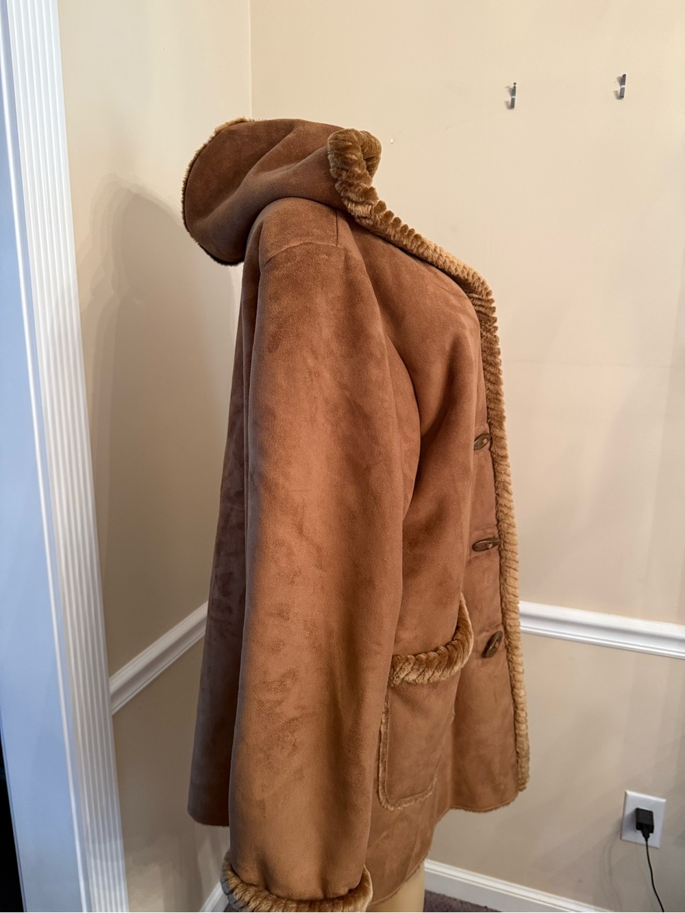 St. John's Bay Chestnut Brown Faux Shearling Jacket - Picture 2 of 4